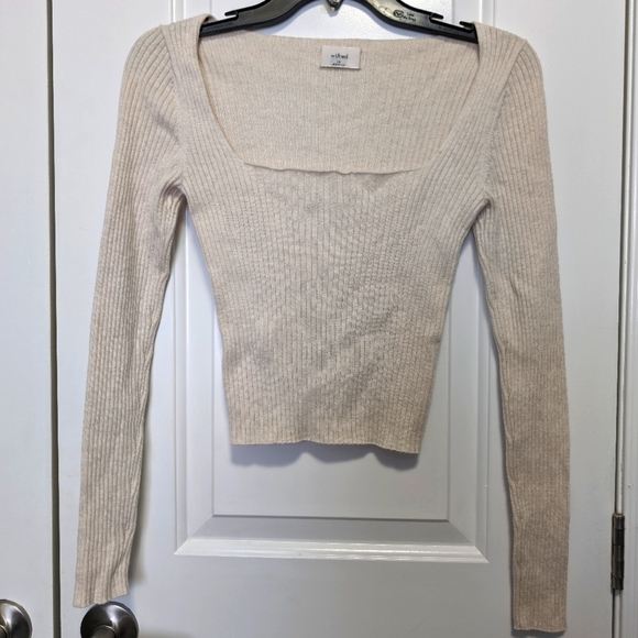 2 Wilfred Sweaters XS - Picture 1 of 11